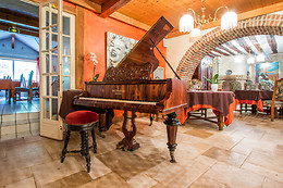 Castel Damandre