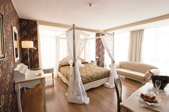 HOTEL LOS BRASEROS CENTRO - photo 12